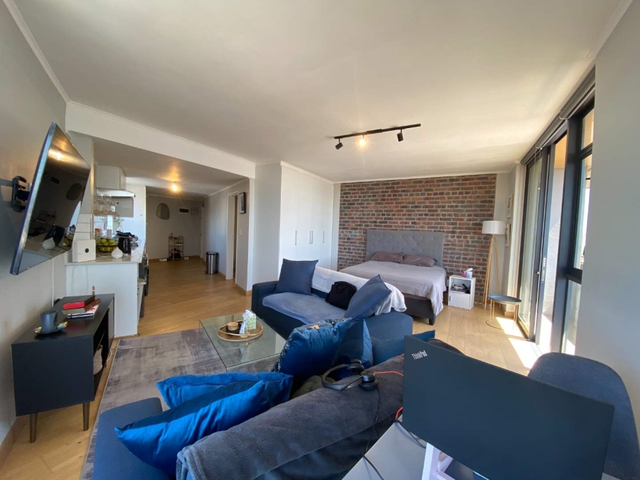 1 Bedroom Property for Sale in Woodstock Western Cape